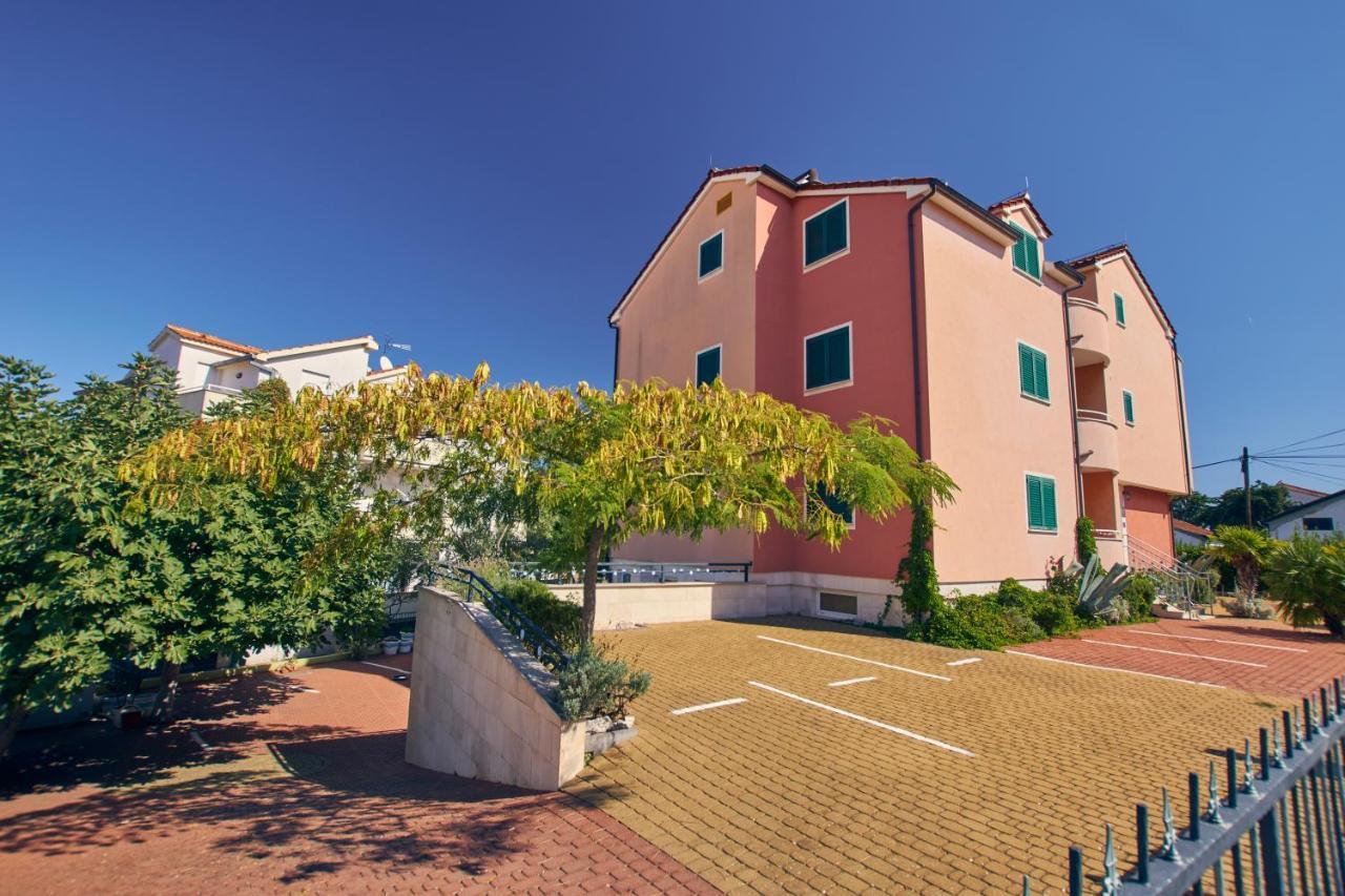 Pansion Hrga Otel Vodice Dış mekan fotoğraf