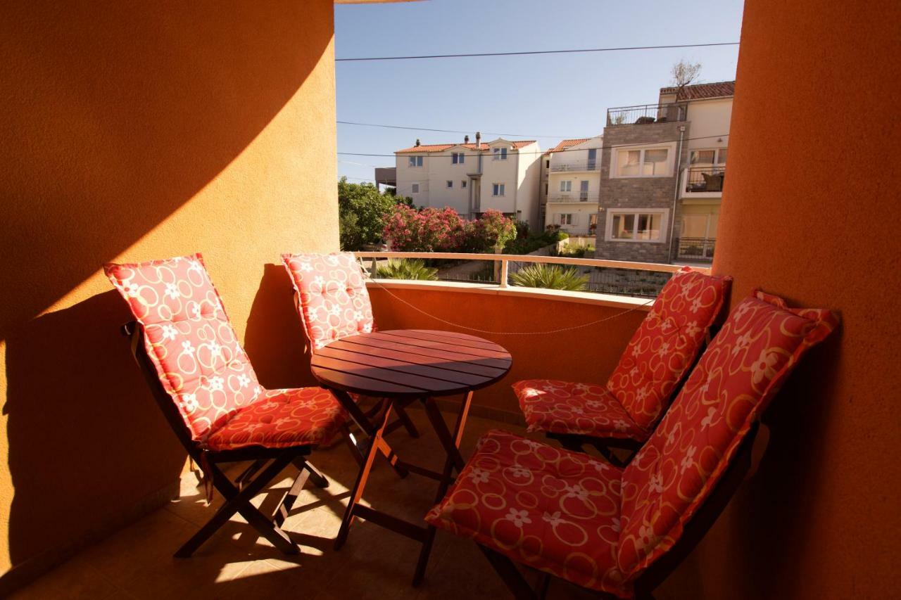 Pansion Hrga Otel Vodice Dış mekan fotoğraf