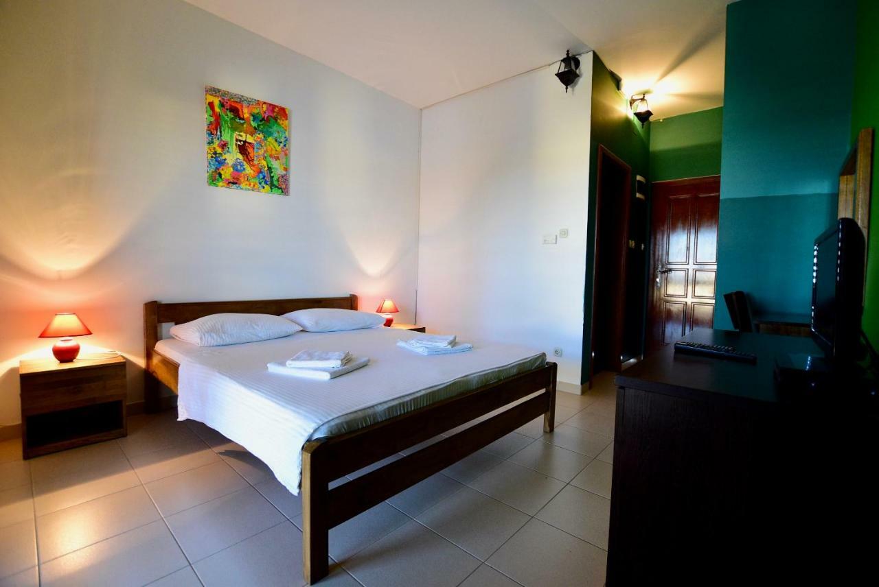 Pansion Hrga Otel Vodice Dış mekan fotoğraf